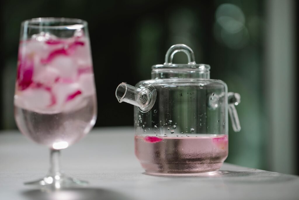 How to make rose water